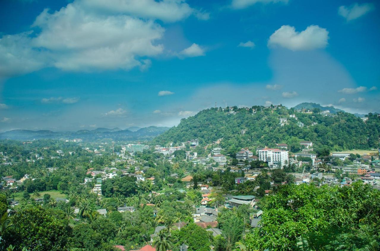 Angel Tower Bed & Breakfast Kandy Dış mekan fotoğraf