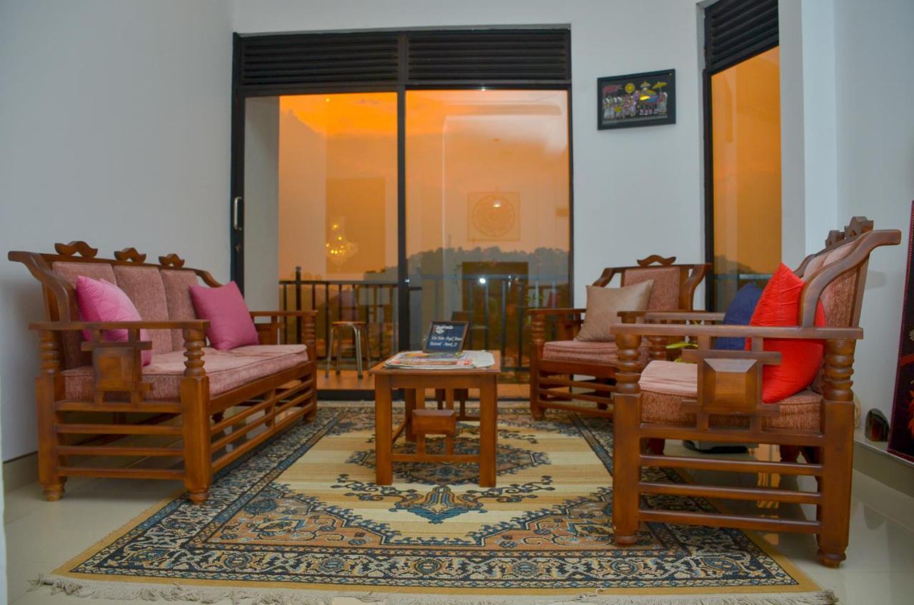 Angel Tower Bed & Breakfast Kandy Dış mekan fotoğraf